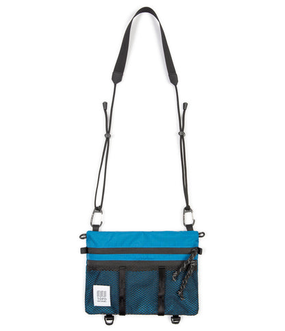 MOUNTAIN ACCESSORY SHOULDER BAG