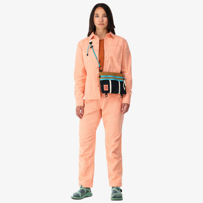 MOUNTAIN ACCESSORY SHOULDER BAG